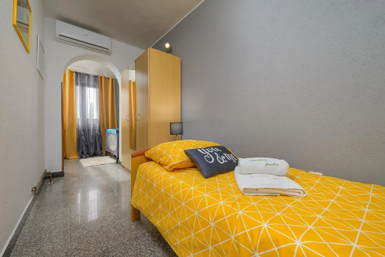 Holiday Apartment Ariella Krizanici
